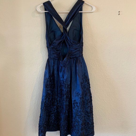 Adrianna Papell Rosette Taffeta Short Halter Dress Iridescent Blue - Size 4 - Picture 3 of 7